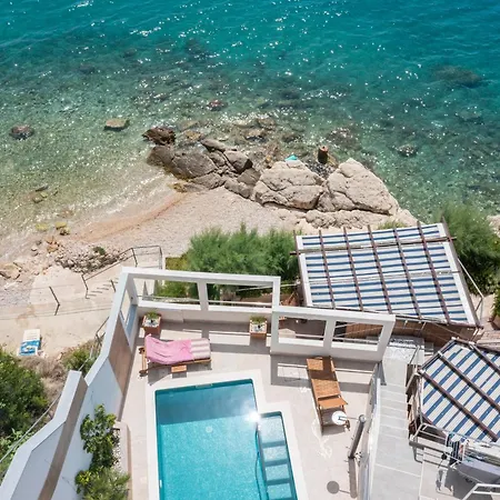 Duplex Laurentis - Private Pool - Beachfront - Newly Built * Stanici