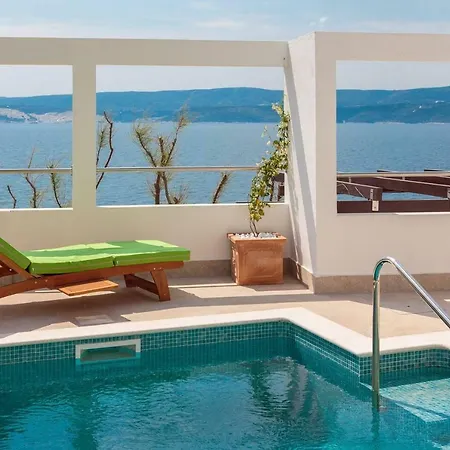 Duplex Laurentis - Private Pool - Beachfront - Newly Built