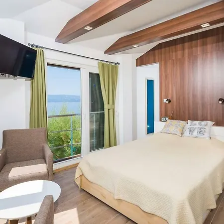 Villa Duplex Laurentis - Private Pool - Beachfront - Newly Built Stanici