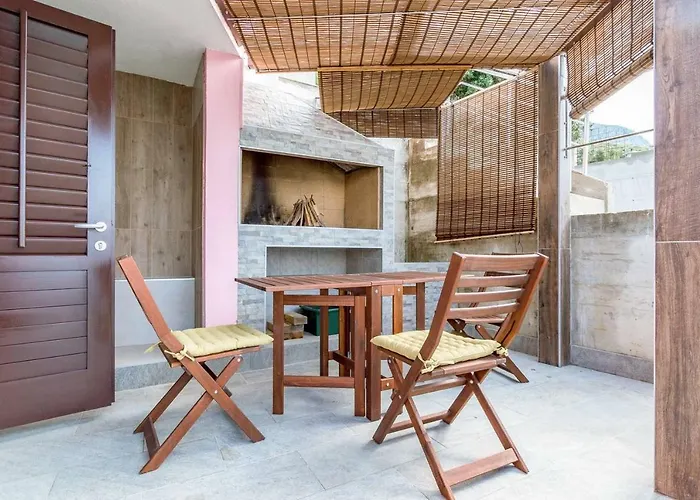 Duplex Laurentis - Private Pool - Beachfront - Newly Built Villa *