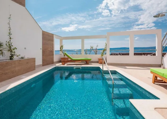 Villa Duplex Laurentis - Private Pool - Beachfront - Newly Built